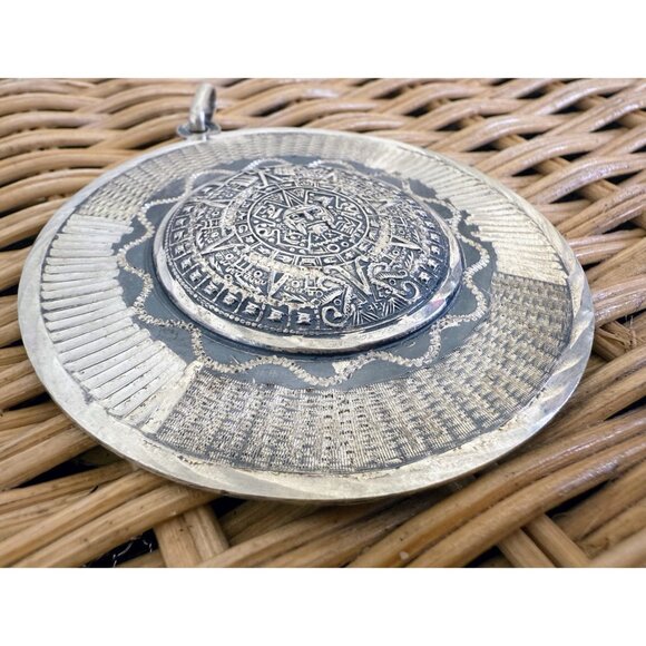 Vintage 60 925 silver Mexican Mayan Aztec Pendant Bernice Godspeed 70 grams - Picture 13 of 13
